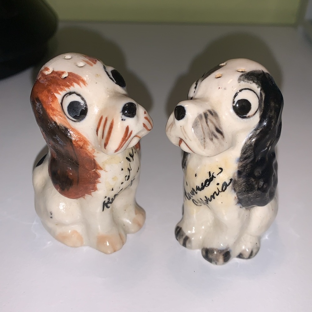 Vintage dogs salt and pepper shakers - Picture 3 of 7